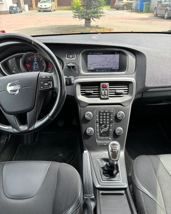 Volvo V40 cena 37900 przebieg: 192000, rok produkcji 2013 z Radom małe 154